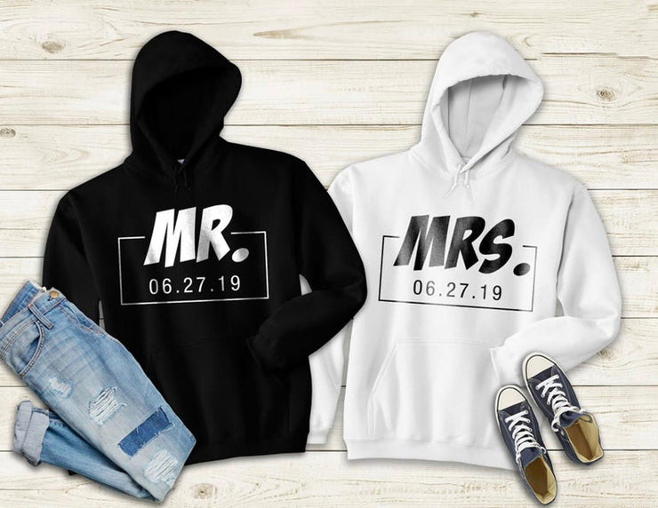 Couple Hoodie - Mr/Mrs Date  (Black & White) - Enthopia